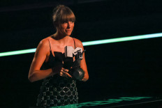 Taylor Swift receives the award for the Best Longform Video during the 2022 MTV Europe Music Awards (EMAs) at the PSD Bank Dome in Duesseldorf, Germany, November 13, 2022. 