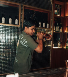 Point of sail: Darren Defretes cut his professional teeth bartending in the Maldives for a year before making his mark in Indonesia. (Courtesy of Darren Defretes)