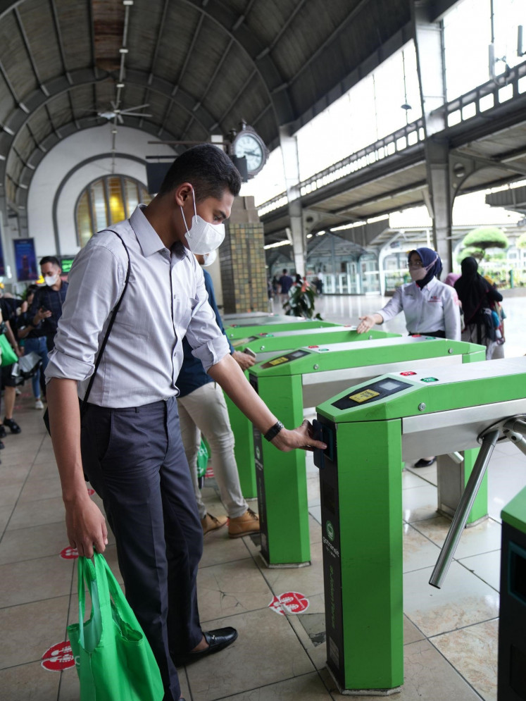 GoTransit promotes public transportation use for Jakarta city tours