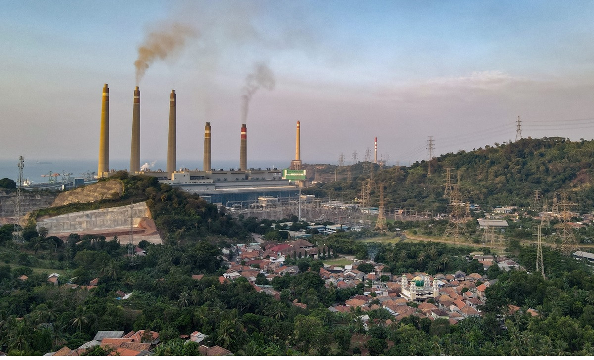 Lack of clean power may jeopardize Indonesia's downstream dream
