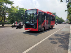 Surabaya launches electric public buses