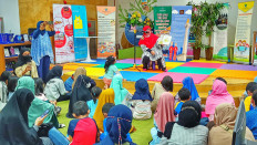 Reading aloud to children builds a love of reading