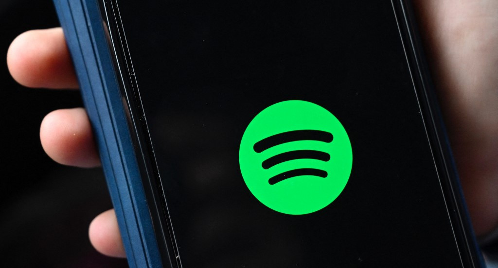 Spotify to Lay Off 17% of Global Workforce