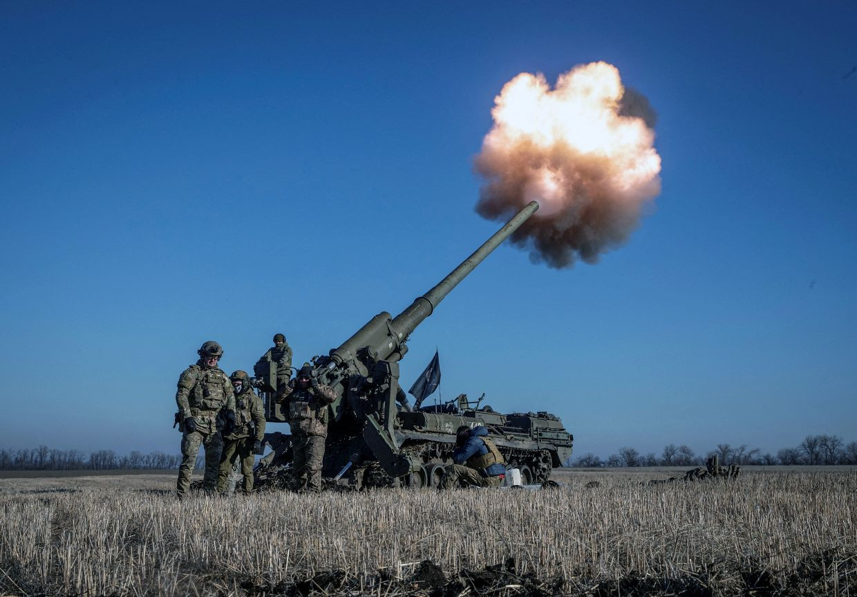 Germany Green-lights Long-awaited Leopard Tanks For Ukraine - Thu ...