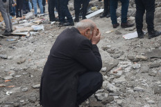 At least 386 dead in Syria after Turkey earthquake