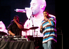 Pasemaster Mase (left) and Trugoy Trugoy the Dove of De La Soul performs at Current TV “Take Back TV“ launch celebration at Central Park's Rumsey Playfield October 6, 2005 in New York City. 