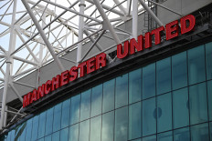 Qatar's Sheikh Jassim submits final bid for Manchester United 