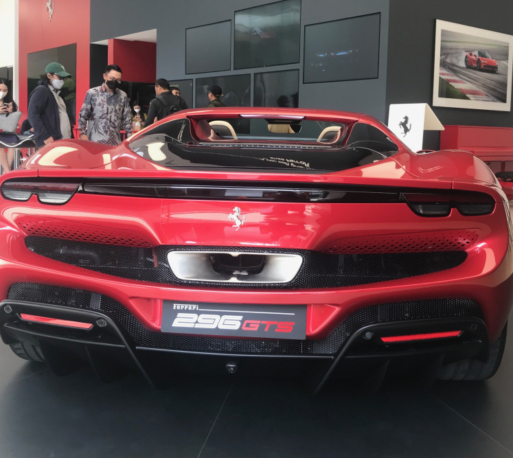 Lasting impression: The rear view of the Ferrari 296 GTS. (JP/Tunggul Wirajuda)