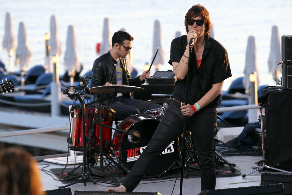 9 The Strokes ideas  the strokes, julian casablancas, songs