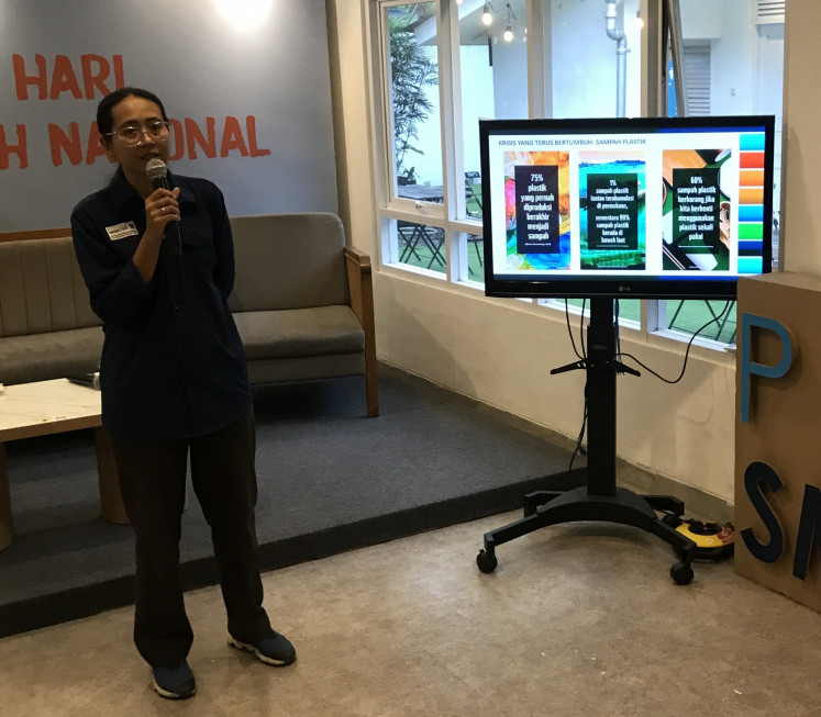 The WWF's Made Putri launches the Plastic Smart Cities initiative  (JP/Tunggul Wirajuda)
