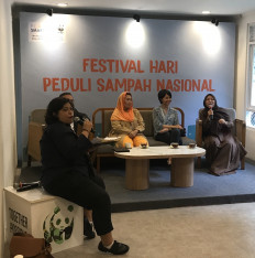 WWF take on Indonesia's piles of plastic waste