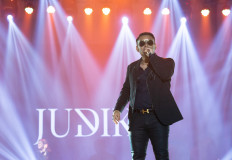 Apart from presenting his hits, including “Jikau Kau Cinta” (If You Love) and “Sampai Kau Jadi Milikku” (Until You Become Mine), multitalented signer Judika also sang “Ojo Dibandengke” (Don’t Compare), and Bon Jovi’s hit “It’s My Life”.  The performance by Judika and a lineup of rising artists at Aryanusa Ballroom was part of the series for the grand opening of Menara Danareksa.