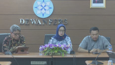 Press Council chairperson Ninik Rahayu speaks during an online press briefing on March 3.
