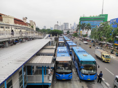 TransJakarta route changes worry commuters