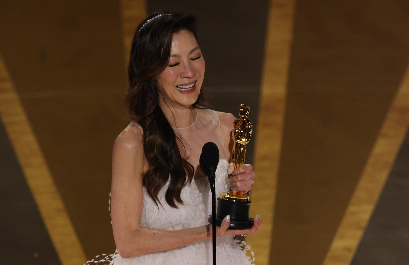 Golden Globes Awards 2023: Michelle Yeoh wins best actress