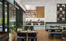 Enjoy the sensations of breaking the fast with five-star cuisine from Padma Hotel Semarang, Central Java.