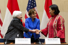 US grants Indonesia $649m for infrastructure, small business development