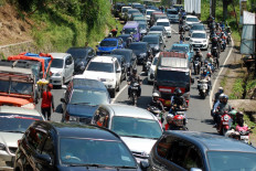 Hidden costs behind extended Idul Fitri break. Who’s paying for them?