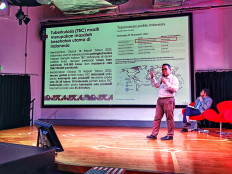 Indonesians try fighting tuberculosis with love and care