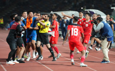 Thai FA bans players, officials over SEA Games final brawls