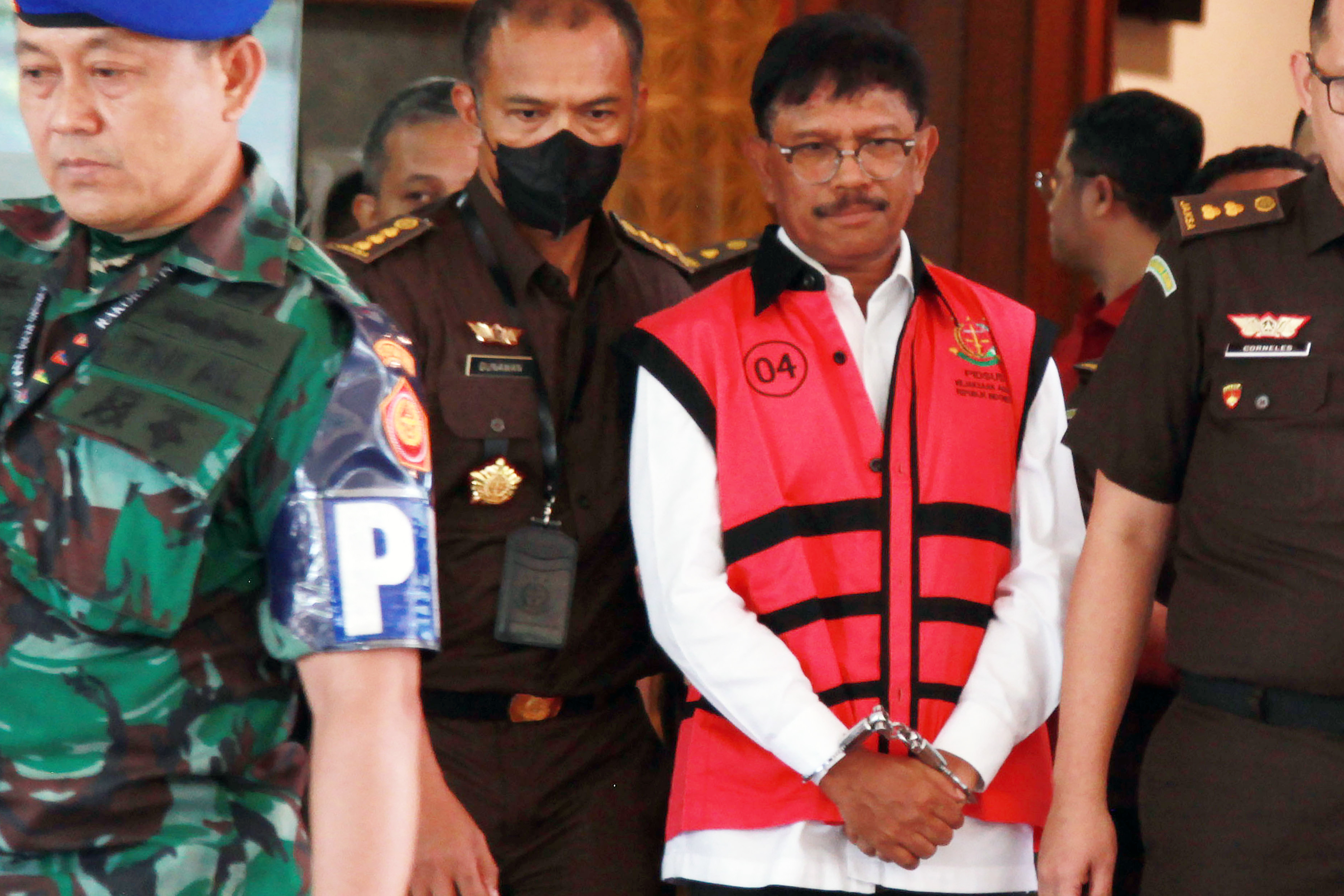 Communications minister arrested on corruption charges - Vimarsana News