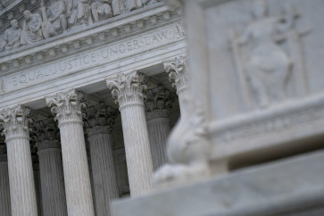 US Supreme Court curbs federal agency powers, overturning 1984 precedent