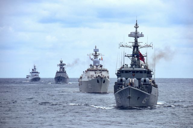 Friendly gunboat diplomacy - Vimarsana News