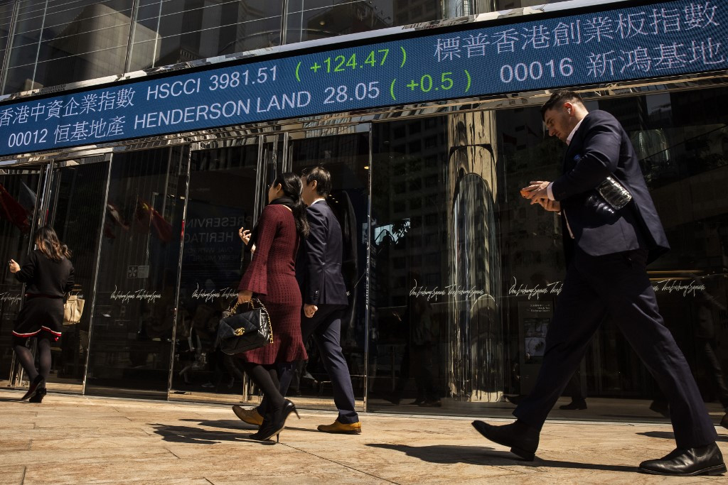Hong Kong, Shanghai lead market losses as China rate cut falls flat ...