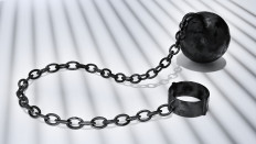 Illustration of a ball and chain restraint