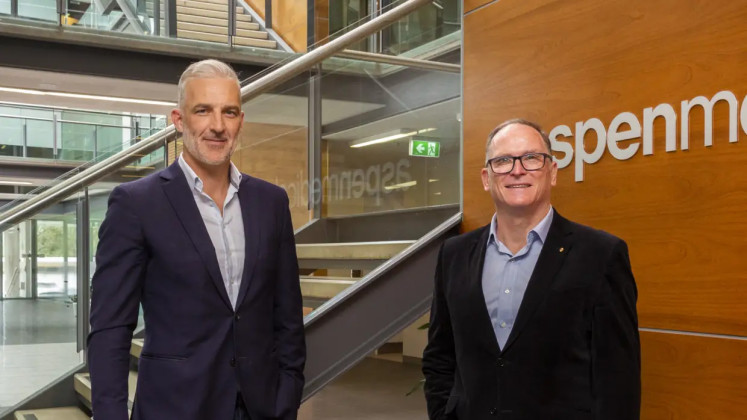 Andrew Rochford (left) of Docta and Aspen Medical CEO Glenn Keys (right) say that Aspen Medical and Sanusa Medika are looking raise healthcare standards in Indonesia through clinicians' training.

