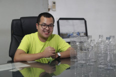 Mahkota Giovey Abadi empowers scavengers, takes part in coping with plastic waste issue