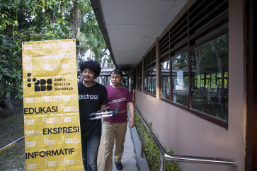Saif and Atung Yunanto after the video recording process at YPAB Surabaya.