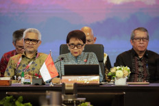 Indonesia urges political solution to Myanmar crisis