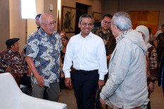 Democracy key to economic growth and fairness, deputy finance minister says