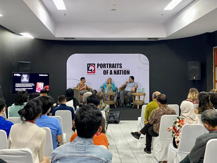 Budi Adiputro and Arie Putra, co-founders of Total Politik moderated the Book Talk session with author Jusuf Wanandi. 