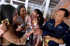 Teachers worried about election campaigning at schools