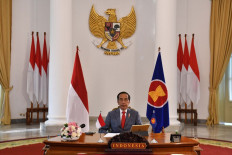 President Joko Widodo attended the 36th ASEAN Summit virtually at the Bogor Palace, West Java, Friday (6/26/2020). During the summit with Vietnam's host, President Joko Widodo stressed the importance of strengthening cooperation between ASEAN member countries in recovering the economic impact of the COVID-19 pandemic and proposing the need for ASEAN Travel Corridor arrangements. 


