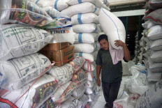 Indonesia to import rice from Thailand to fight shortages, rising prices