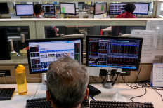 Markets end tough month with gains after Wall Street rally