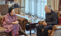 Megawati, Mahathir meet in in Kuala Lumpur, discuss new capital city