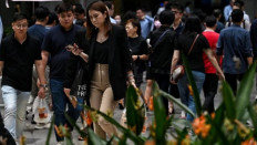 More young professionals in Singapore taking long breaks from work to recharge: Experts