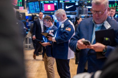 Traders work on the floor of the New York Stock Exchange (NYSE) on Nov. 15, 2023 in New York City, US.