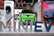 A electric car from DFSK (Dongfeng Sokon) is displayed at the Indonesia International Motor Show in Jakarta on Feb. 16, 2023.