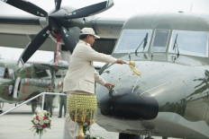 Prabowo hands over PTDI planes, helicopters to Air Force
