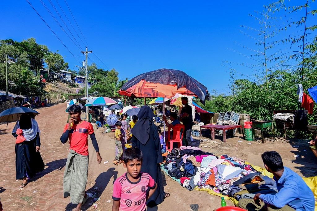 Rohingya flee kidnap, hunger in Bangladesh hoping for better life