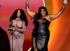 SZA and Taylor Swift win Grammys