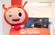 Fintech firm Akulaku vows compliance after OJK lifts lending ban