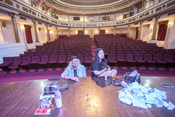 Teater Keliling director Rudolf Puspa (left) and his producer-playwright daughter Dolfry Indra Suri. 