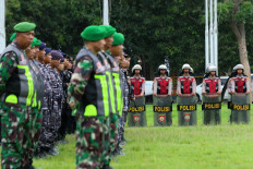 Draft policy draws flak for allowing military, police hold civil posts