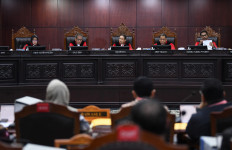 Constitutional Court summons four ministers in election dispute